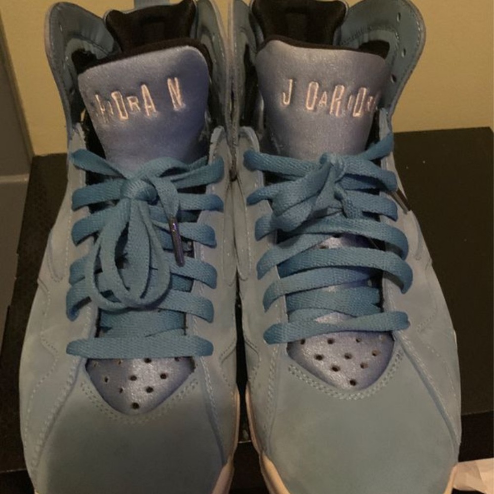 University Blue Jordan 7s - Picture 2 of 3